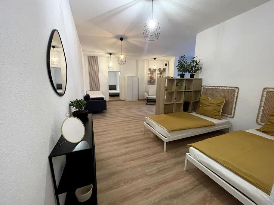 150Qm - 5 Rooms - Free Parking - Mallibase Apartments 汉诺威 外观 照片